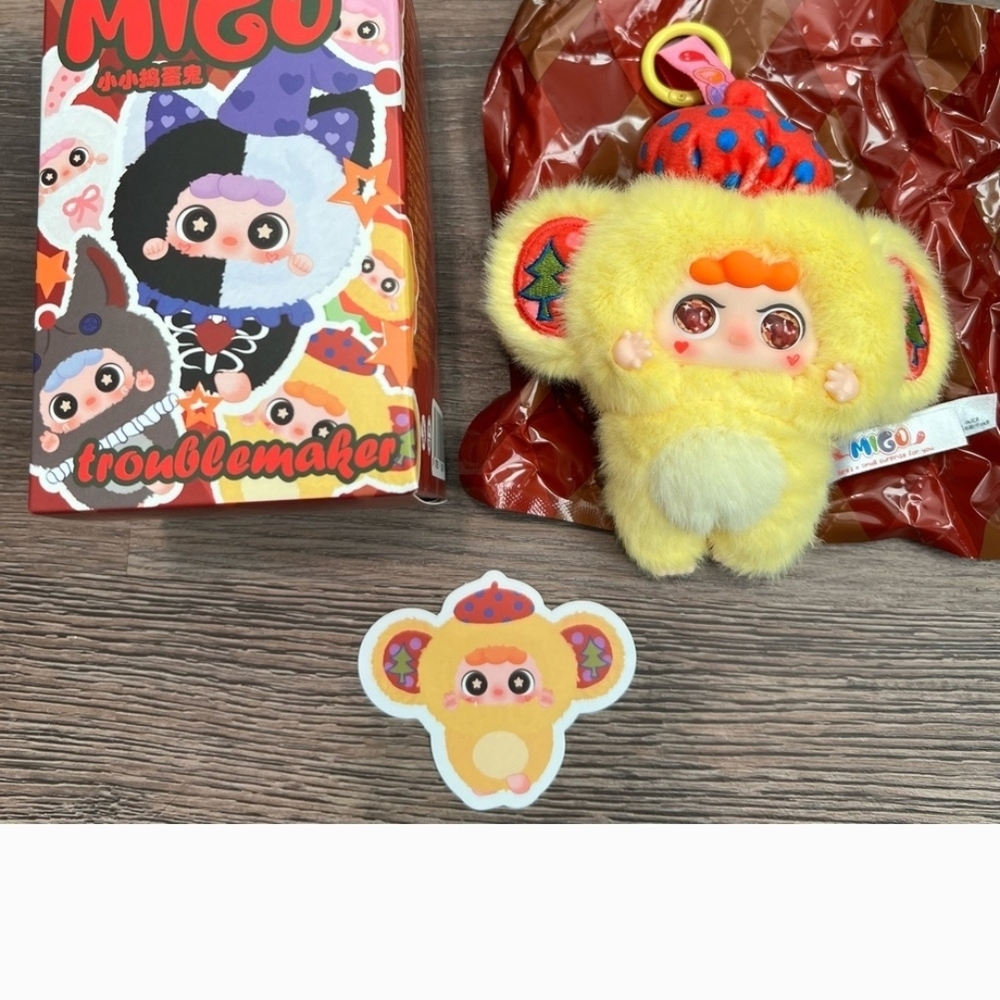 Migo Troublemaker .yellow Plus  CONFIRMED ESCAPE LITTLE BEAR.